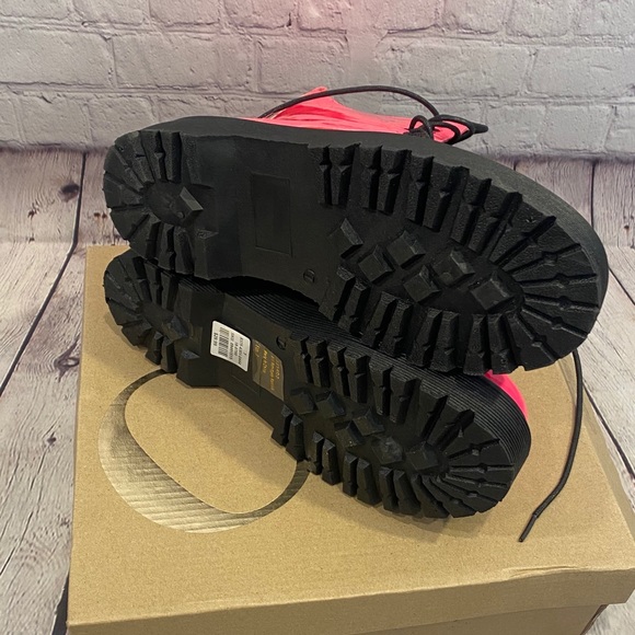 CHARLOTTE RUSSE Patent Leather Look Combat Boots - Picture 5 of 5